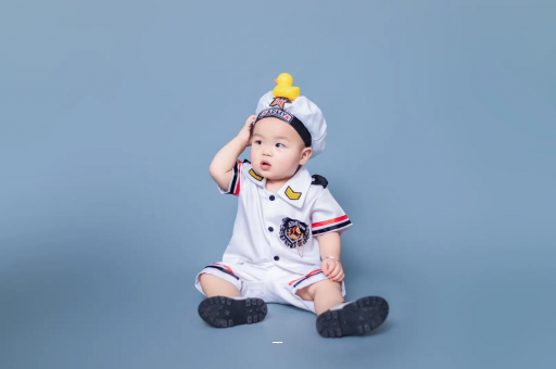 齐齐哈尔宝宝老摇头怎么回事